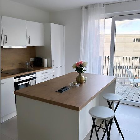 2 Bedrooms Luxury Apartment - Guillemins Luik Buitenkant foto